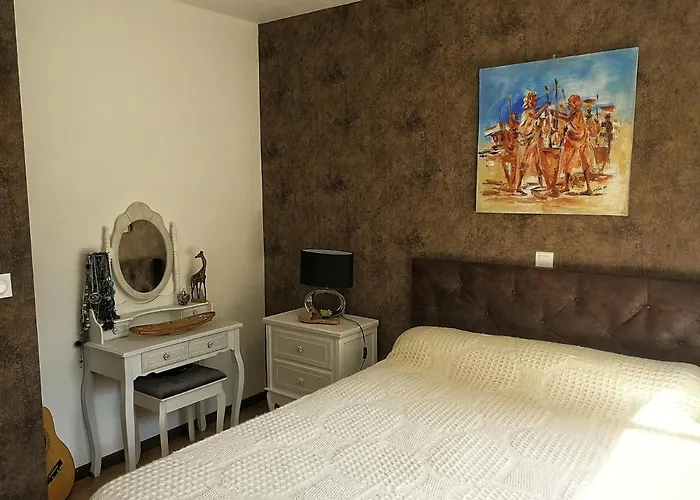 La Petite Source Bed & Breakfast Montendre